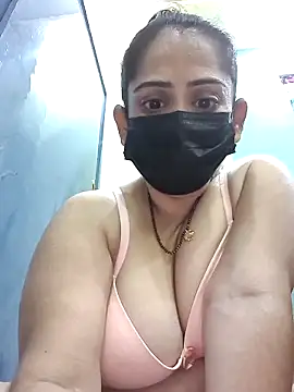 Snapshot of diyam4002 chatting on 03-04-26, 05:31 diyam4002 online show from 03-04-26, 05:31