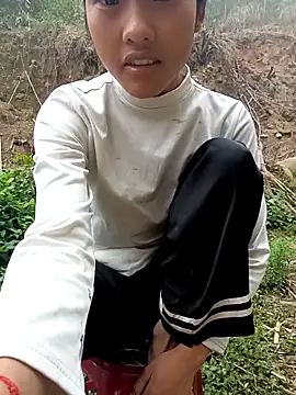 Hoa-tuylip online show from 04-24-26, 12:56