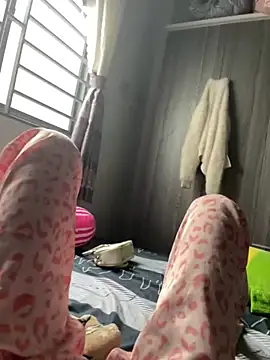 Snapshot of Phuonghot189 chatting on 02-26-26, 06:46 Phuonghot189 online show from 02-26-26, 06:46