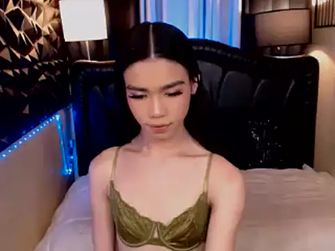 ItsurGirlMiana online show from 02-19-26, 04:09