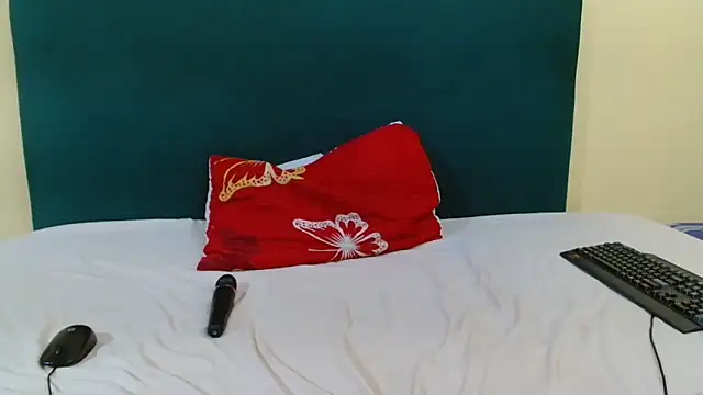 FreakyMelanin18 online show from 03-25-26, 07:13