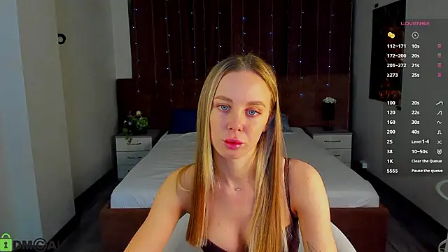 Tesssa Young online show from 03-30-26, 12:56