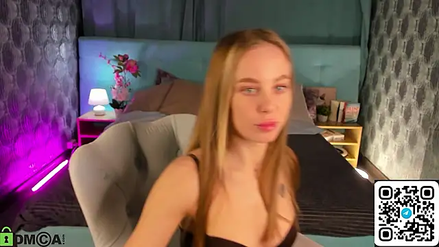 Tesssa Young online show from 03-29-26, 12:45