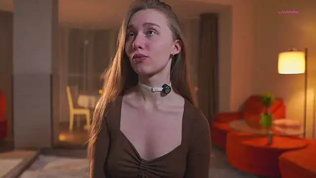 SharaNewbern online show from 03-06-26, 02:34