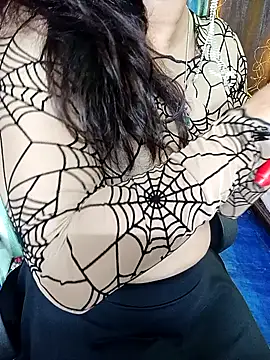 alinaarora online show from 04-17-26, 04:32