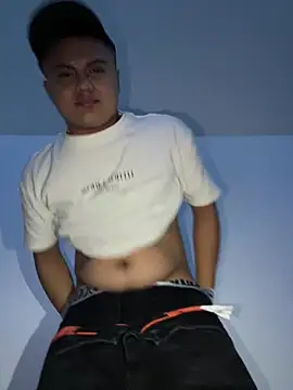 andresmahecha777 online show from 02-11-26, 04:12