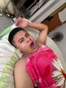 andresmahecha777 online show from 02-17-26, 06:49