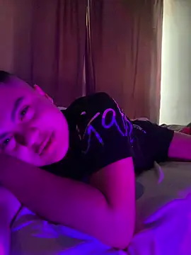 andresmahecha777 online show from 04-08-26, 10:44