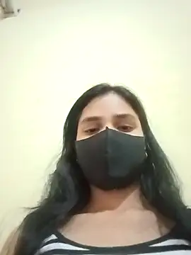 Mahira-- online show from 04-25-26, 07:33