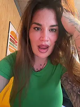 TattooGirlAlia online show from 12-19-25, 01:02