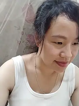 Lymimi online show from 05-22-26, 03:37