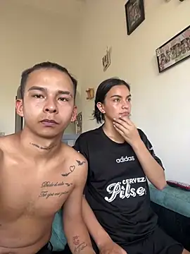 bliinkii and luka  online show from 04-11-26, 03:59