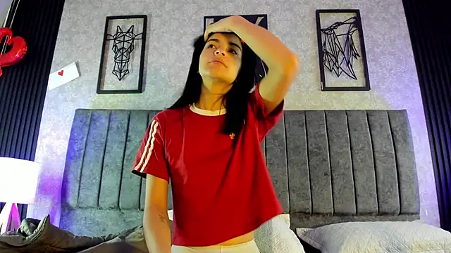 bliinkii and luka  online show from 03-25-26, 12:04