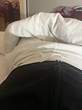 Snapshot of nolimits66 chatting on 03-02-26, 02:35 nolimits66 online show from 03-02-26, 02:35