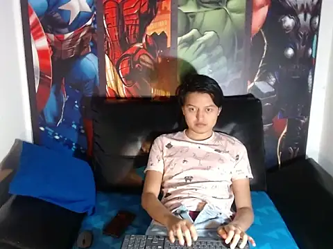 Snapshot of Kevin_Charless chatting on 02-27-26, 11:10 Kevin Charless online show from 02-27-26, 11:10