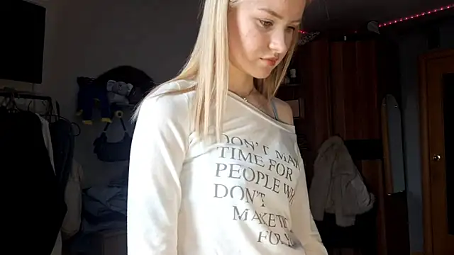 ChongTreece online show from 03-19-26, 06:46