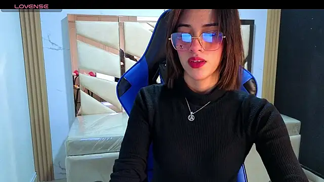 Snapshot of Skaller_james_a chatting on 02-23-26, 01:12 Skaller james a online show from 02-23-26, 01:12