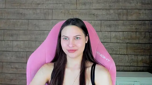 Snapshot of AliceVersal chatting on 03-04-26, 04:31 AliceVersal online show from 03-04-26, 04:31