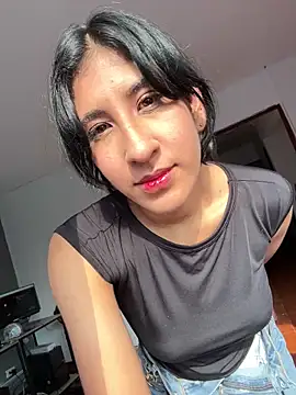 Snapshot of Violet_rousse7 chatting on 02-14-26, 09:15 Violet rousse7 online show from 02-14-26, 09:15