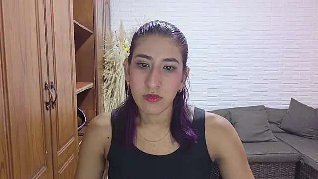 Snapshot of Violet_rousse7 chatting on 06-03-26, 04:24 Violet rousse7 online show from 06-03-26, 04:24