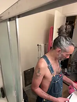 Snapshot of DaddyScorpio78 chatting on 02-10-26, 03:38 DaddyScorpio78 online show from 02-10-26, 03:38