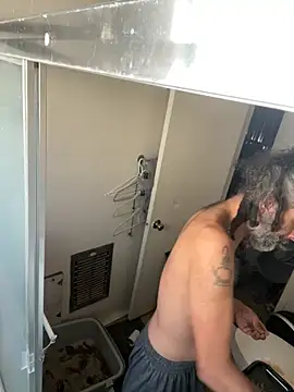 DaddyScorpio78 online show from 04-03-26, 05:52