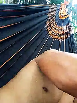 dilduarte26 online show from 04-12-26, 05:38