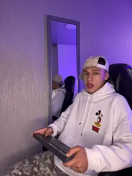 Dominik Souza online show from 04-03-26, 08:04