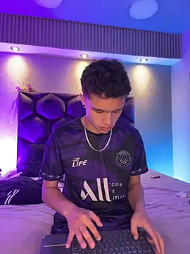 Dominik Souza online show from 04-18-26, 07:07