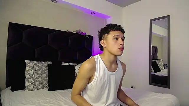 Dominik Souza online show from 03-10-26, 06:56