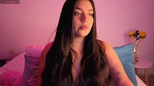Snapshot of Arianna-Dior chatting on 03-18-26, 06:49 Arianna-Dior online show from 03-18-26, 06:49