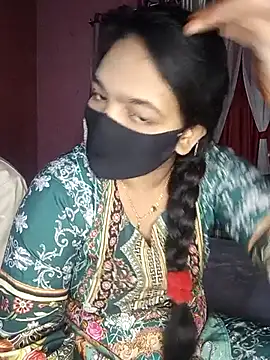 Snapshot of Ms-Nusrat chatting on 03-04-26, 04:37 Ms-Nusrat online show from 03-04-26, 04:37