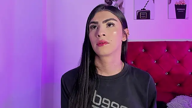 Snapshot of Isabella_Moon9 chatting on 02-10-26, 11:31 Isabella Moon9 online show from 02-10-26, 11:31