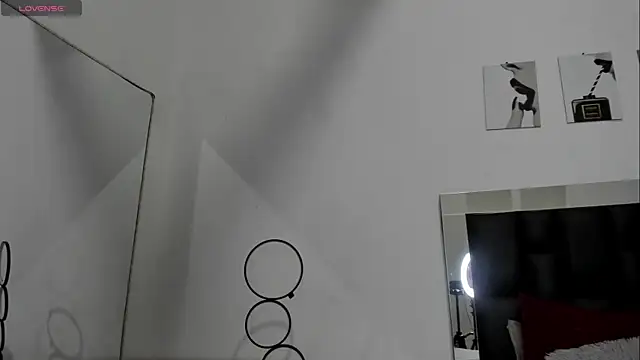 Isabella Moon9 online show from 07-12-26, 11:11