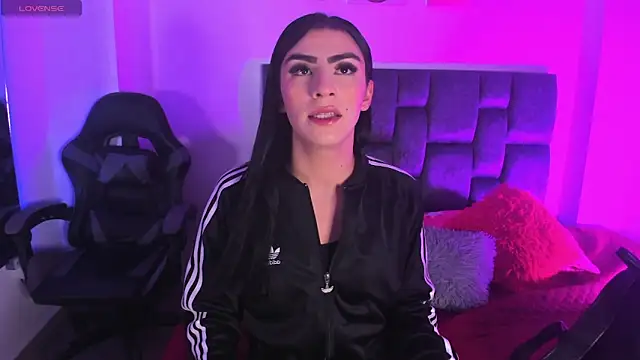 Isabella Moon9 online show from 04-21-26, 11:39