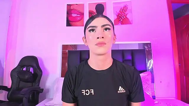 Isabella Moon9 online show from 03-31-26, 11:56