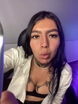 Snapshot of Angelica_pink18 chatting on 02-15-26, 12:11 Angelica pink18 online show from 02-15-26, 12:11