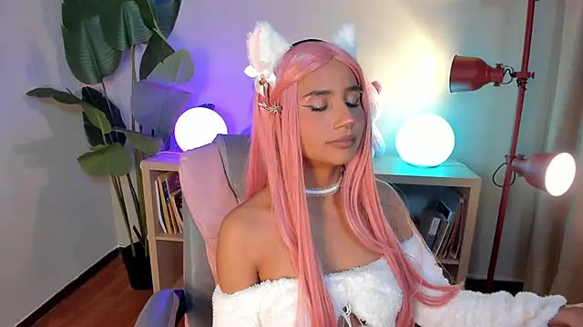 Snapshot of Lia_flor chatting on 02-16-26, 03:38 Lia flor online show from 02-16-26, 03:38