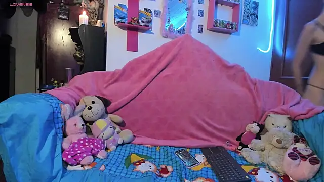 Rebecahart online show from 04-01-26, 03:41