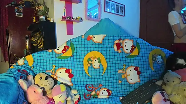 Rebecahart online show from 03-06-26, 05:13