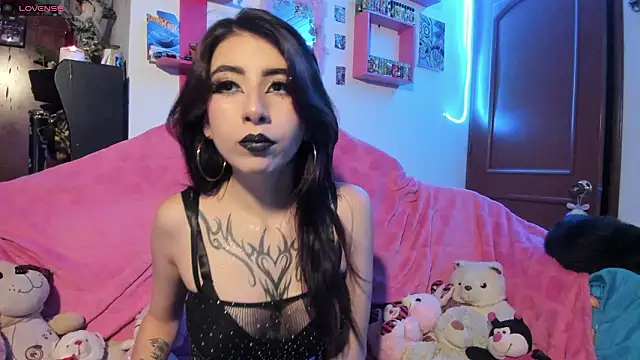 Rebecahart online show from 03-28-26, 02:34