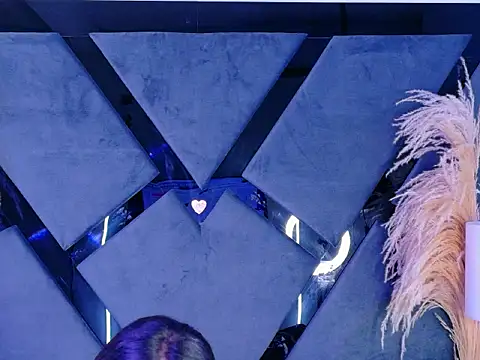 KylieWhitee online show from 03-04-26, 12:02