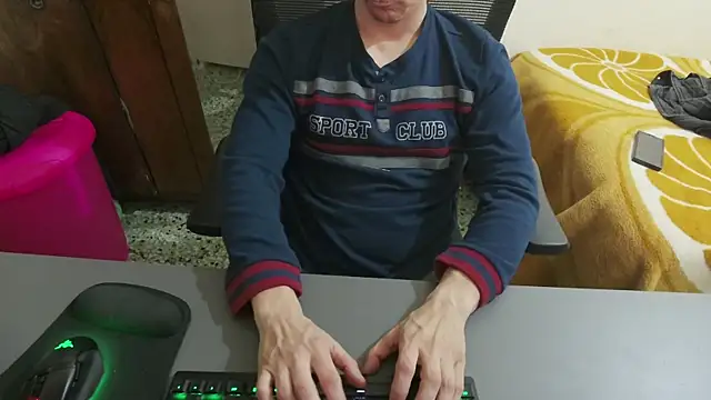 Daniiiel13 online show from 02-06-26, 10:17