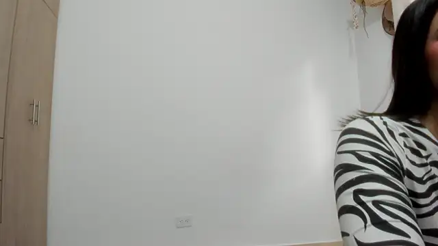 Hannakitten77 online show from 03-05-26, 10:37