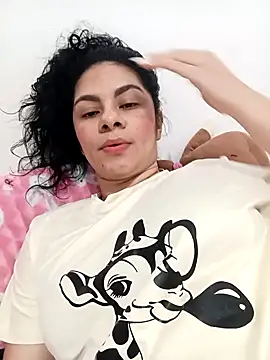 Snapshot of luna_pinky chatting on 02-02-26, 07:13 luna pinky online show from 02-02-26, 07:13