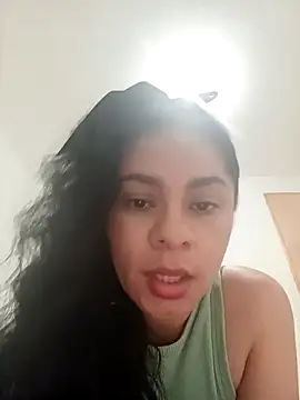 Snapshot of luna_pinky chatting on 02-11-26, 06:41 luna pinky online show from 02-11-26, 06:41