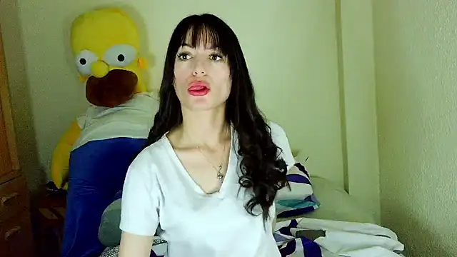 Snapshot of cloud_of_cotton chatting on 03-18-26, 08:32 cloud of cotton online show from 03-18-26, 08:32