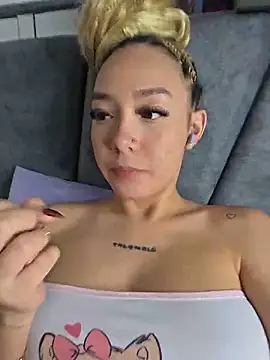 alaia princess online show from 05-25-26, 11:14