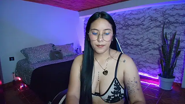 Camila IRoose online show from 06-19-26, 11:31