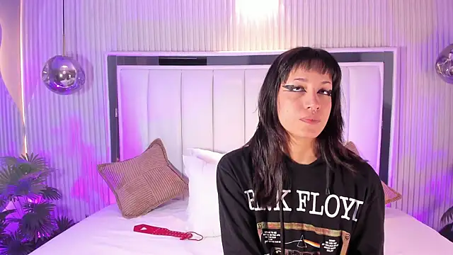 ViolettaColinss online show from 02-25-26, 11:32